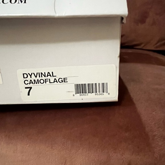 Steve Madden Dyvinal Camouflage Rhinestone Heels Sz 7 - Picture 12 of 12